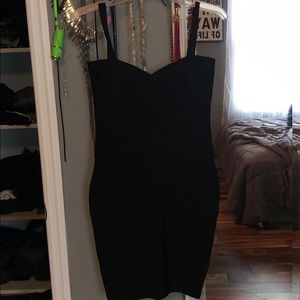 Black bodycon dress